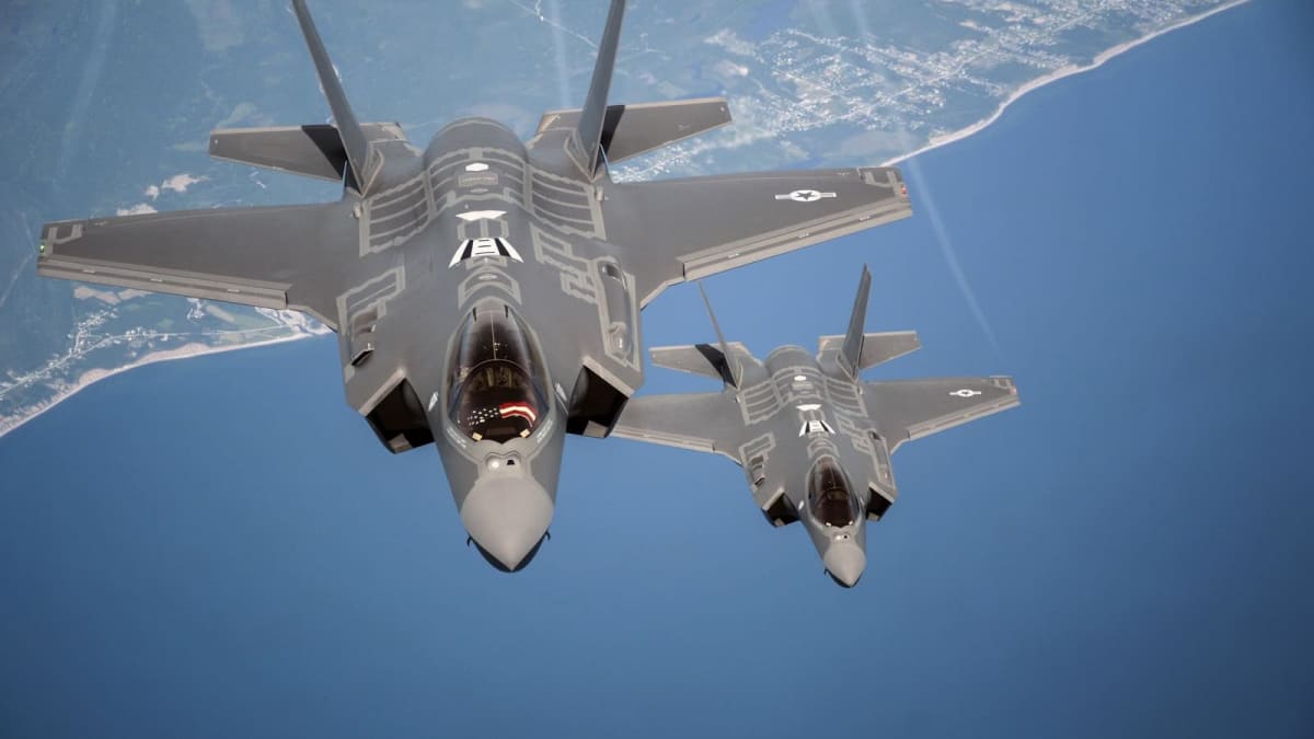 f35